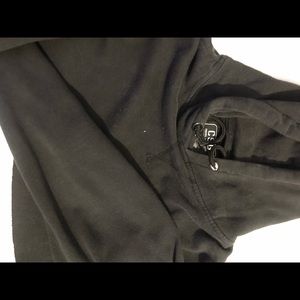 Black cropped hoodie so soft